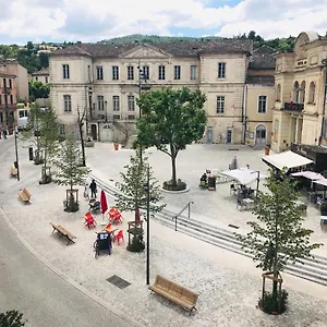  Appartement En Plein Centre